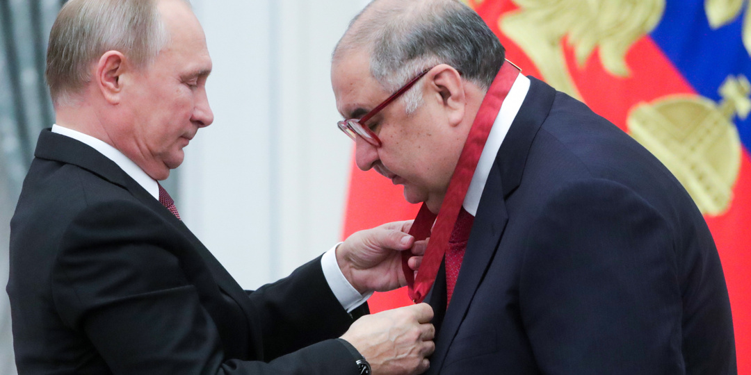 Алишер Усманов: как миллиардер, выросший на российских деньгах, теперь отрекается от России ради снятия санкций