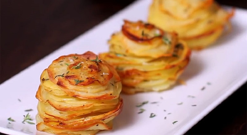 Картофельные башенки: ресторанный эффект на домашней кухне