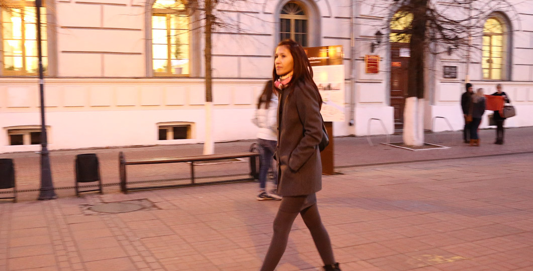 Разбираем немодные осенние образы и на что заменить.