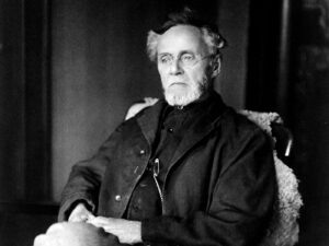 Э.Т. Стилл. Фотоиз открытых источников