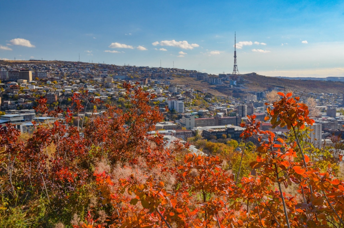 Осенний Ереван. Источник фото: www.shutterstock.com