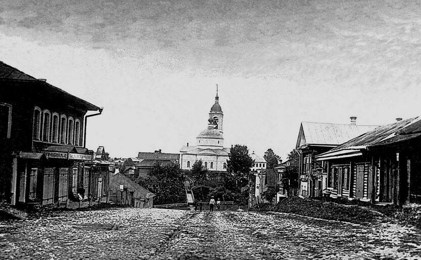 Никольский собор, старое фото из Интернета, видна колокольня