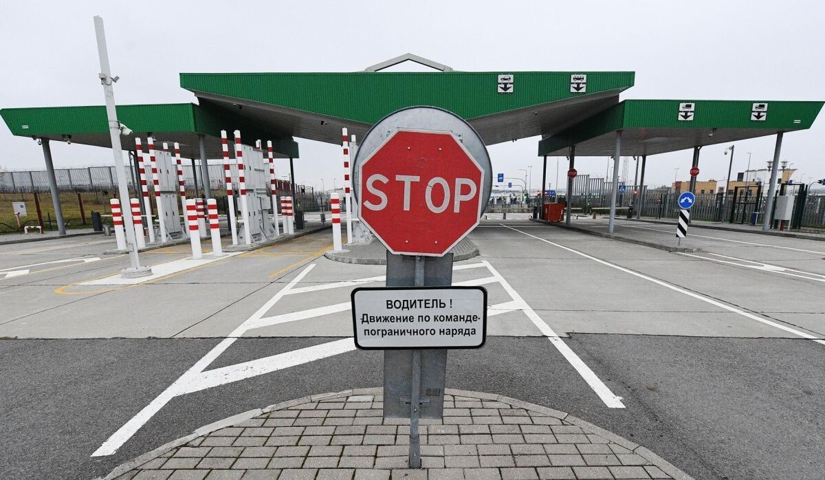     Международный пункт пропуска "Брузги" на границе Белоруссии и Польши. Источник: © РИА Новости Автор фото: Виктор Толочко