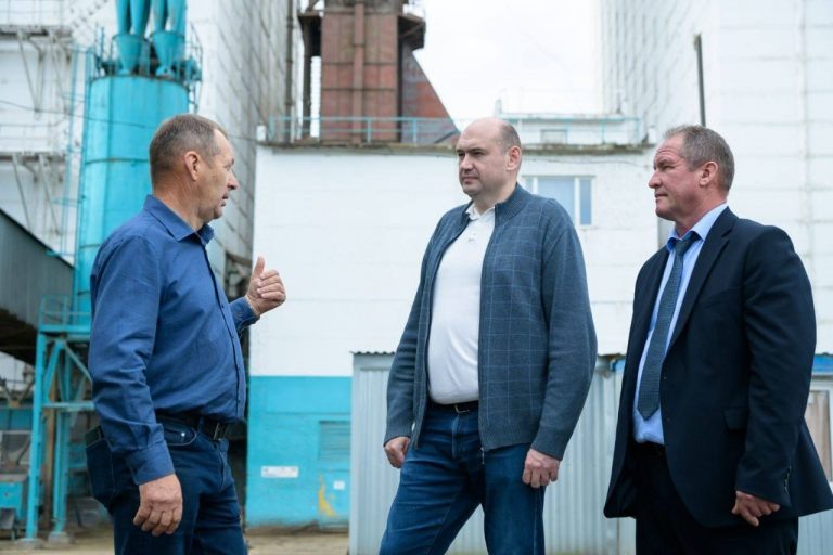    Евгений Солнцев посетил социальные и экономические объекты Асекеевского района Оренбуржье