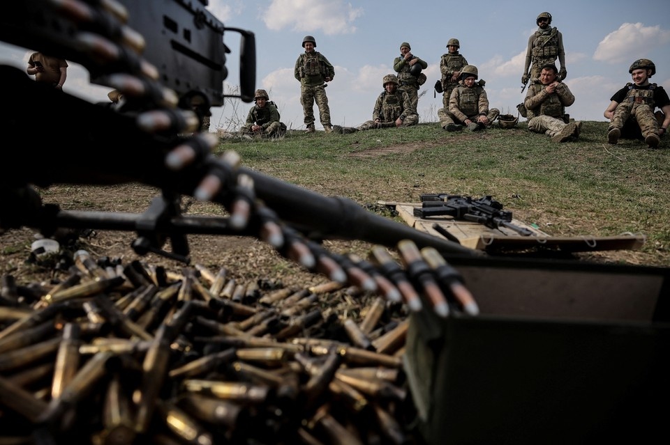    Эстония отправила инструкторов в Польшу для обучения военных ВСУ REUTERS