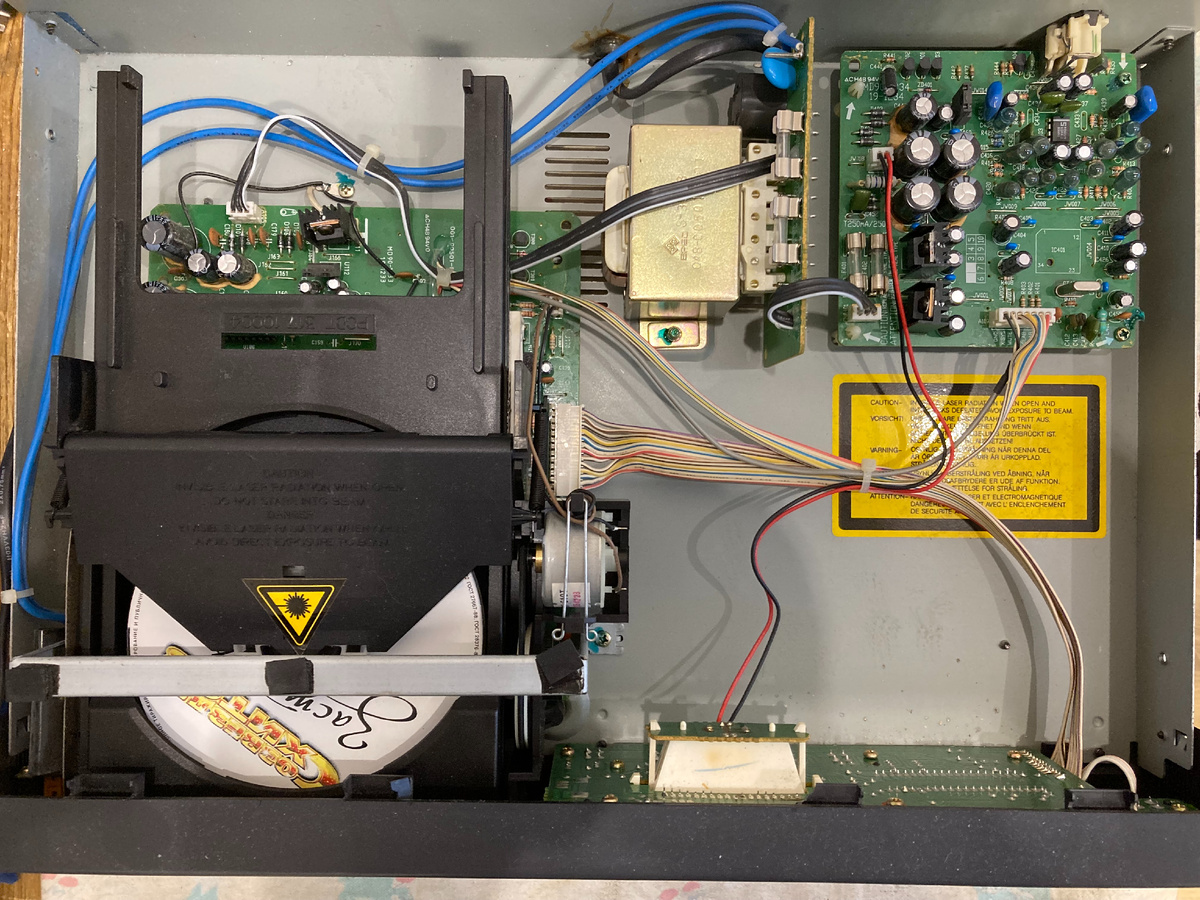 Nad 501, вид изнутри