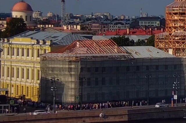    Фото: Скриншот с онлайн веб-камеры Санкт-Петербурга.