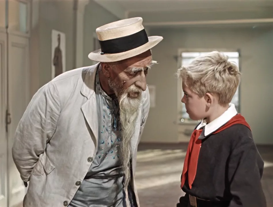 Кадр из фильма «Старик Хоттабыч» (1957)
