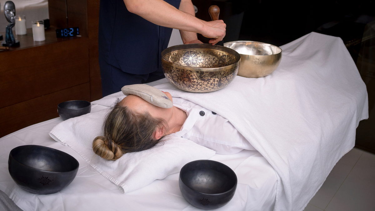 Контактный сеанс с поющими чашами Healingbowl®