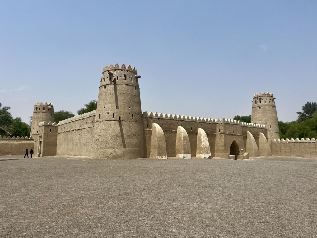 Исторический форт в Эль-Айне