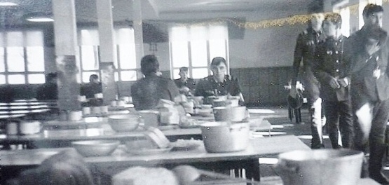 КАЖДЫЙ ИСТИННЫЙ ГУРМАН ПОМНИТ ЭТОТ "РЕСТОРАН"!!! 🤣🤣🤣