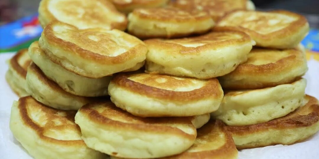 Идеальные оладьи на кефире: секреты пышности и золотистой корочки