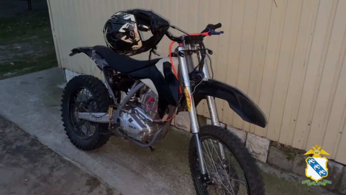    Несовершеннолетний курянин передвигался по дорогам на мотоцикле со сломанным колесом