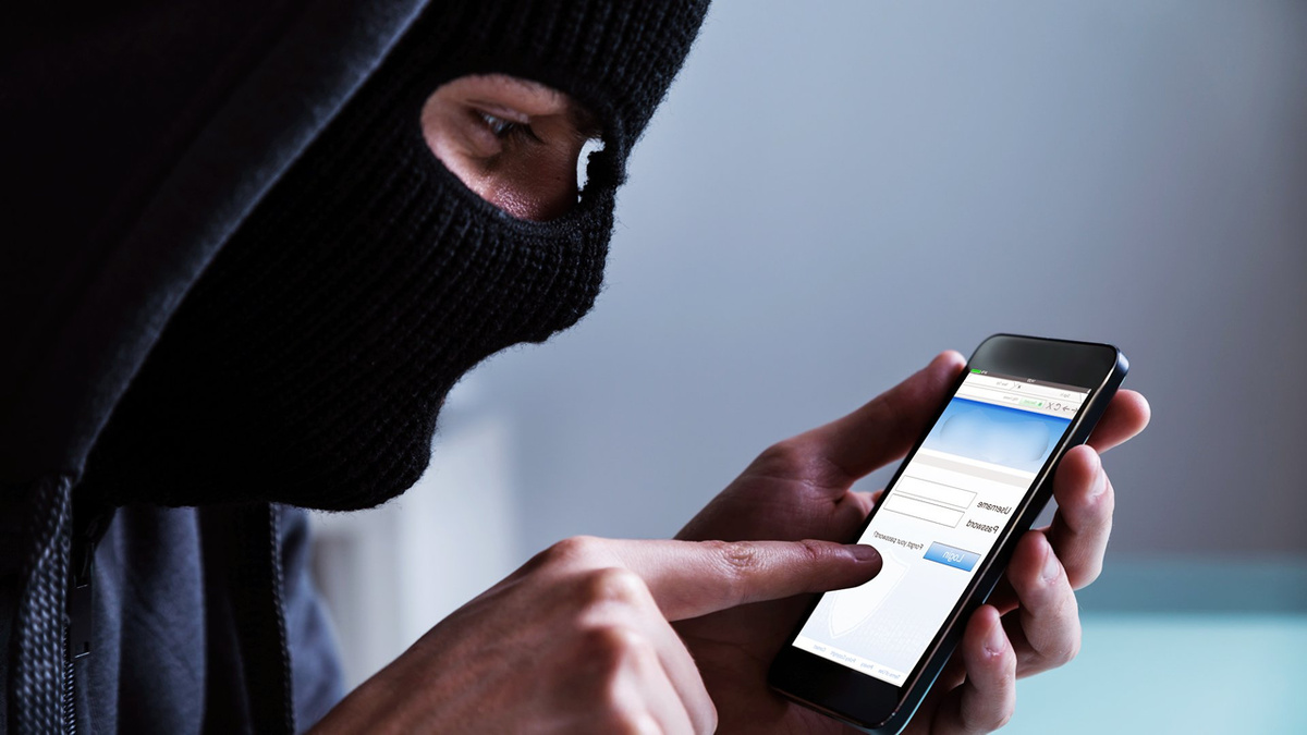 Как мошенники обходят операторов и что с этим делать: SMS-обман без сети