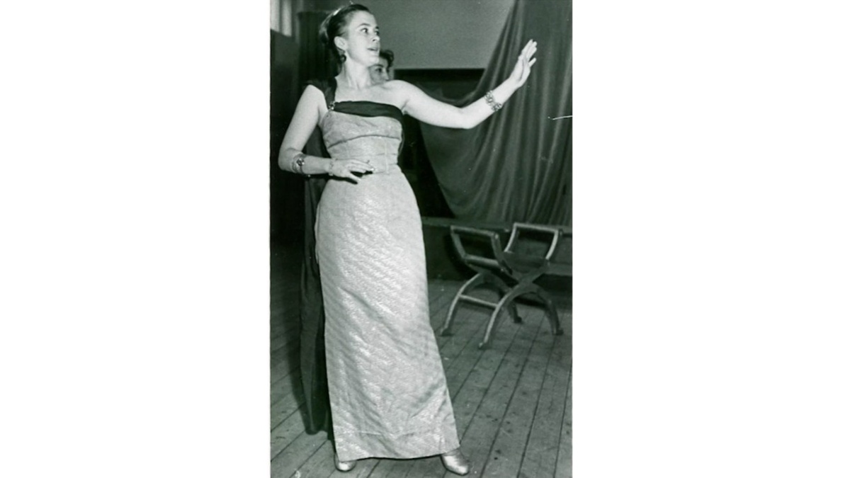 Валентина Талызина на 4-м курсе ГИТИСа в спектакле «Цимбелин»