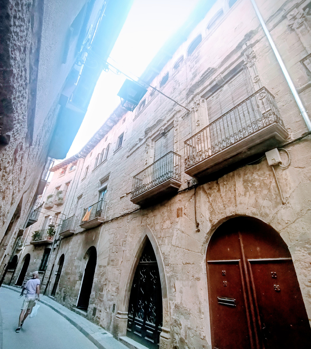 Старинные улицы Solsona.Провинция Лерида. Испания. Фото автора.