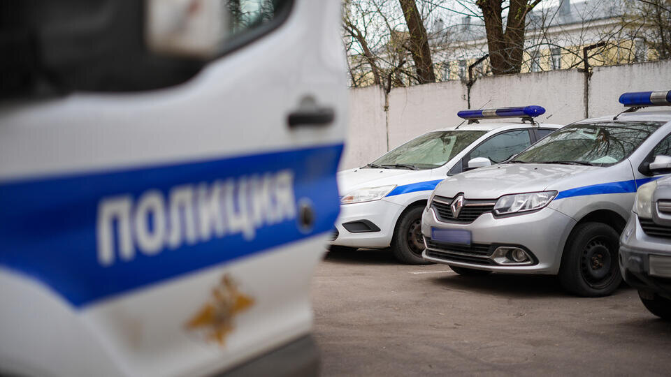     Мужчина поджег часть дороги в Красноярске ИЗВЕСТИЯ/Сергей Лантюхов