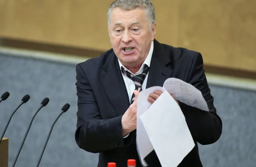 На илл.: Владимир Жириновский (1946-2022) с трибуны Госдумы требовал перемен в МИДе