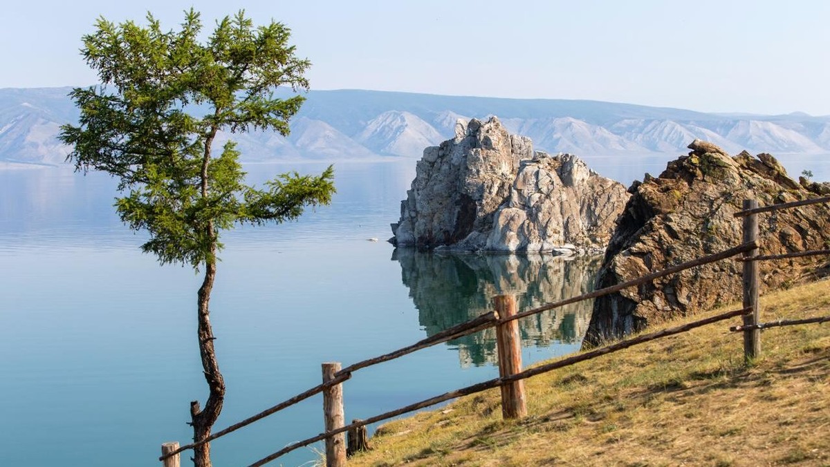    В России отмечают День озера Байкал. Фото: Aleksey Smyshlyaev / www.globallookpress.com