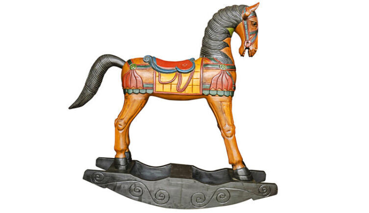    Какие детские игрушки существовали в древности? nuwatphoto Shutterstock.com