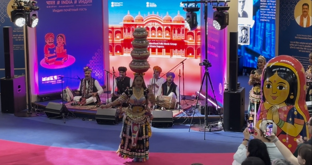 Видео, к сожалению, вставить в текст нельзя - пришлось делать скрин.
