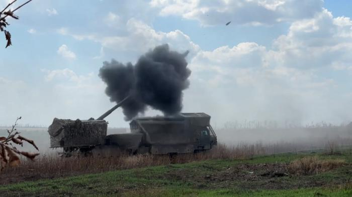 Новые самоходные установки 152-мм САУ «Гиацинт-К» на вооружении 8-й гв. ОА действуют в составе ГрВ «Центр» на Красноармейском направлении в ДНР, источник Телеграм-канал Colonelcassad