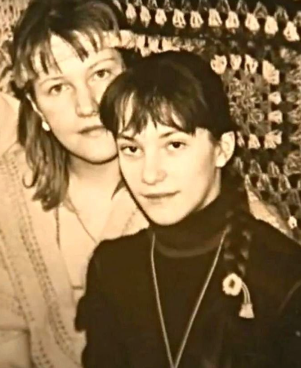 Елена Проклова с дочкой Ариной