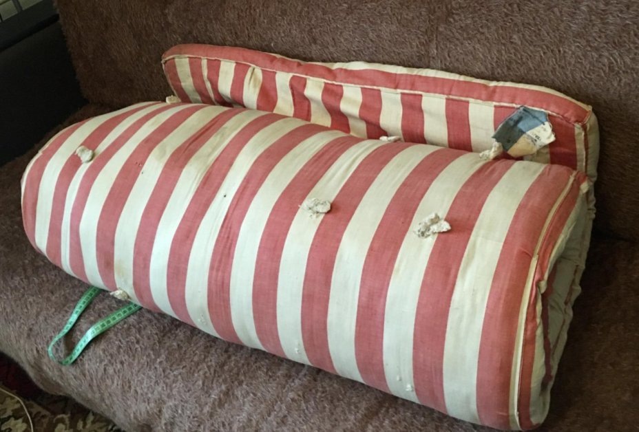 Старый матрас