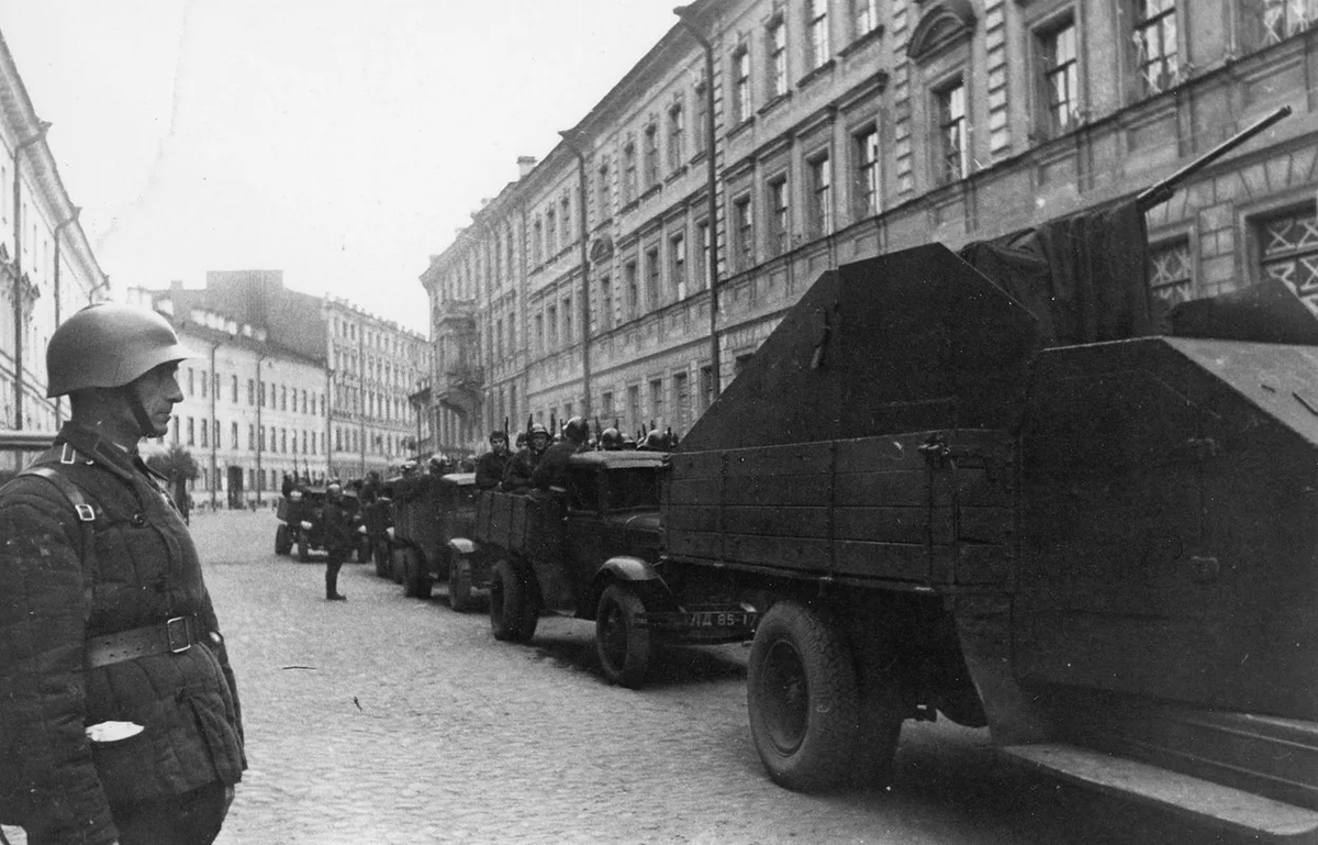 Ижорские заводы броневик