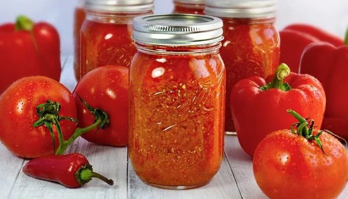 Острая аджика на зиму с яблоками — лучшие рецепты вкусной аджики с перцем