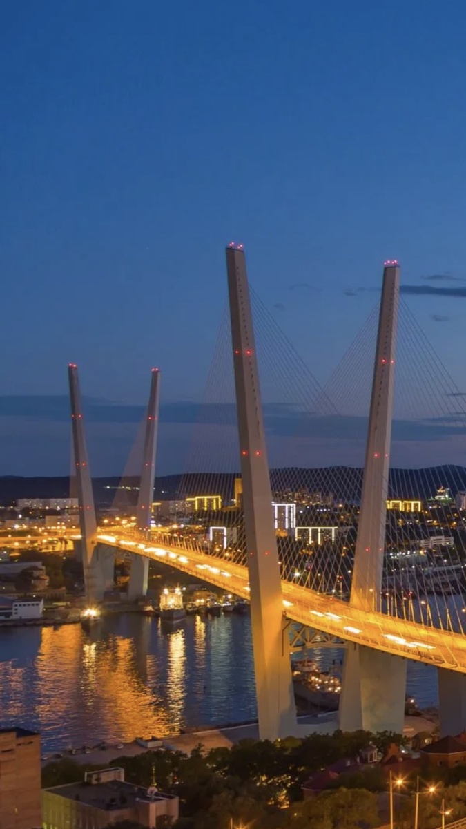 Туристы на Дальнем Востоке ловят рассветы, а мы в Калининграде — закаты. Идеальная коллекция для страны