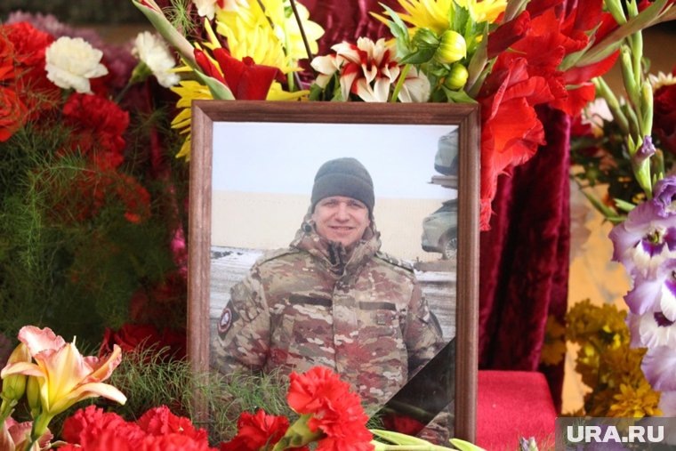     По словам близких, Николай Овчинников всегда заботился о своей семье, у него было много друзей и товарищей vk.com, мэрия Александровского округа