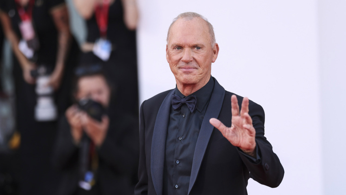 Майкл Китон