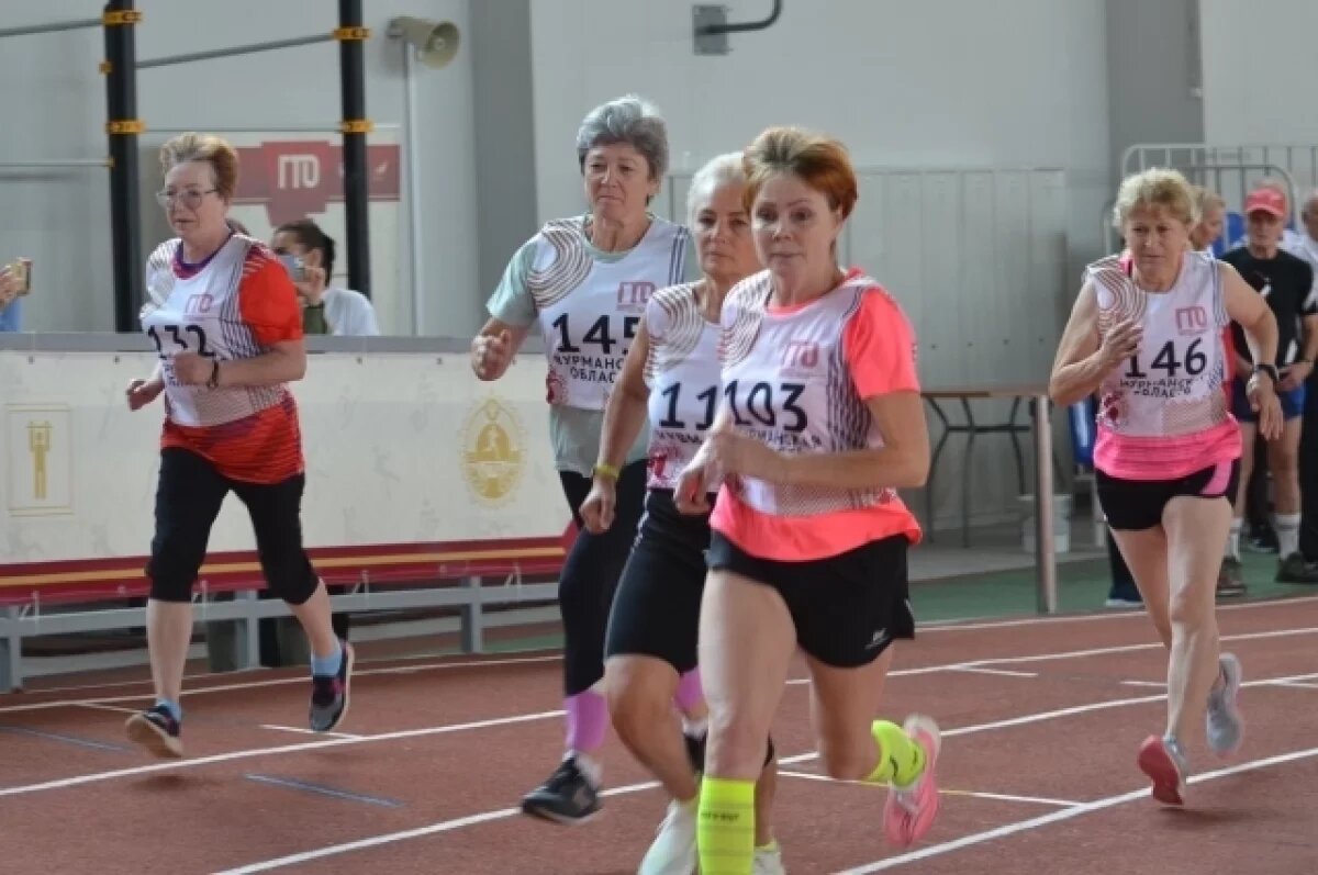    Команда из Полярных Зорь выиграла спартакиаду пенсионеров