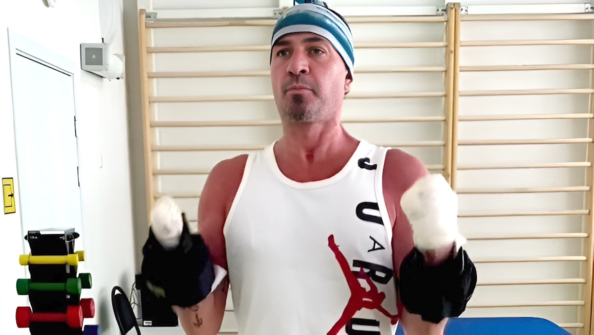    Роман Костомаров