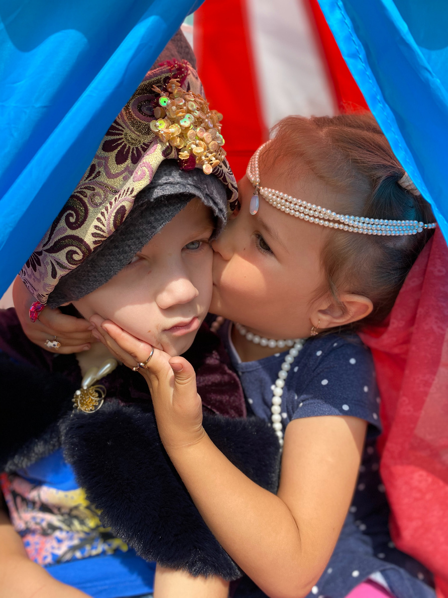 Марьяша и Егор в главных ролях. Фото автора.