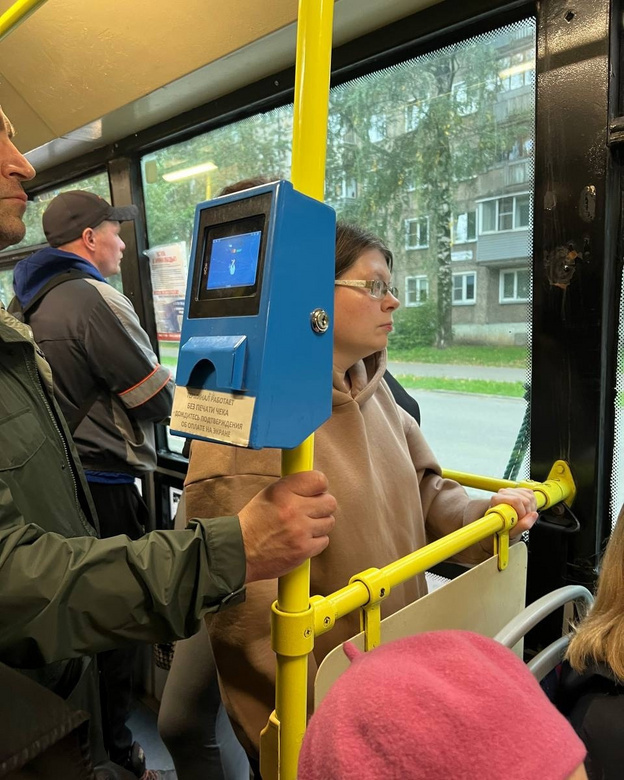    Мини-терминалы заменили громоздкие валидаторы в бескондукторных троллейбусах в Кирове
