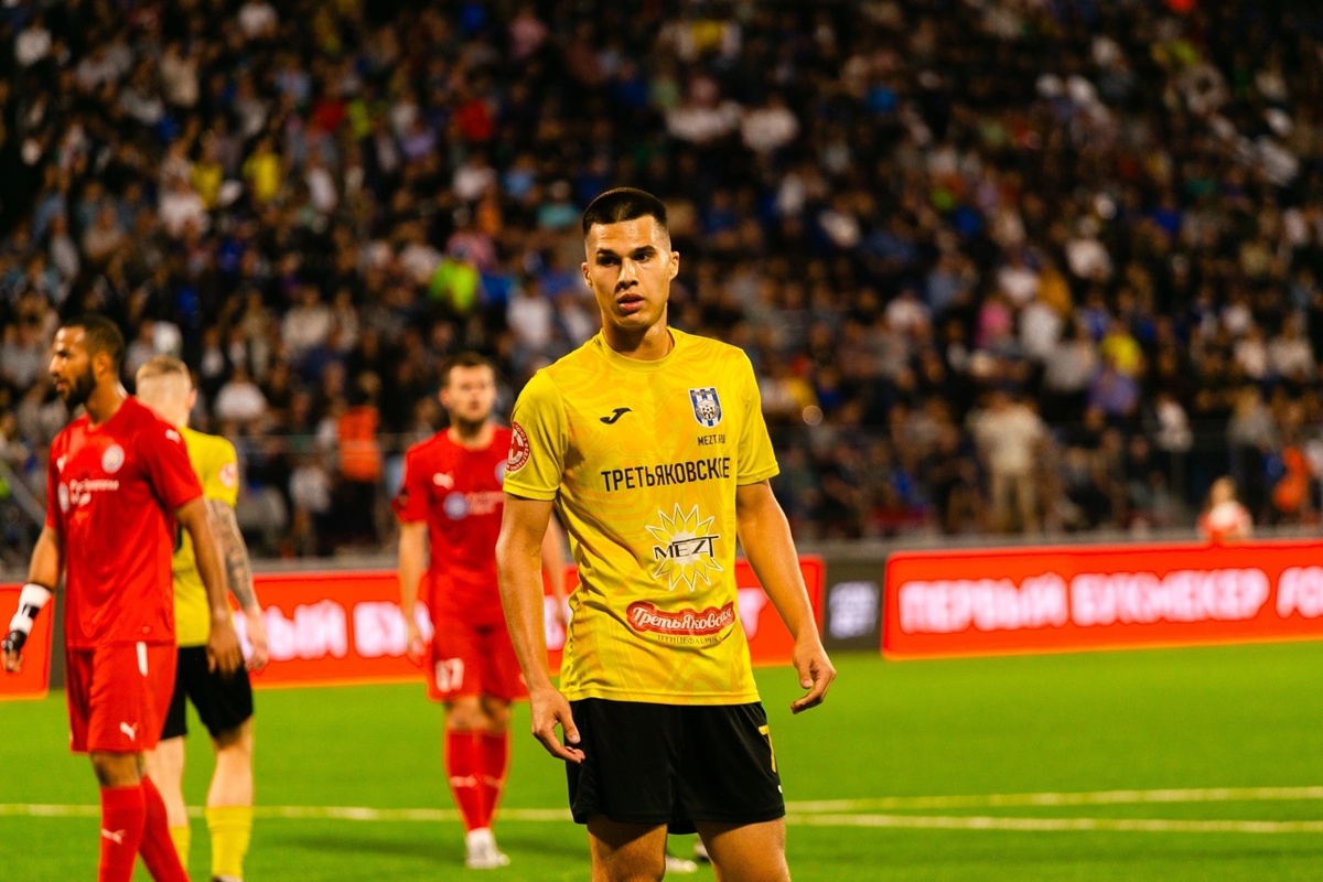 Иван Поспелов в желтой футболке №77: есть тридцатый гол в официальных матчах сезона 2025!!!