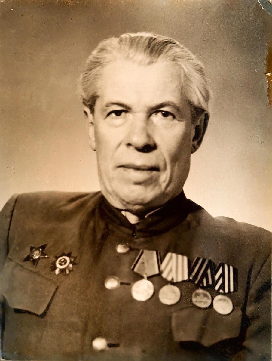 В 1963 году Михаилу Алексеевичу Штатнову присвоили почётное звание «Заслуженный учитель школы РСФСР»