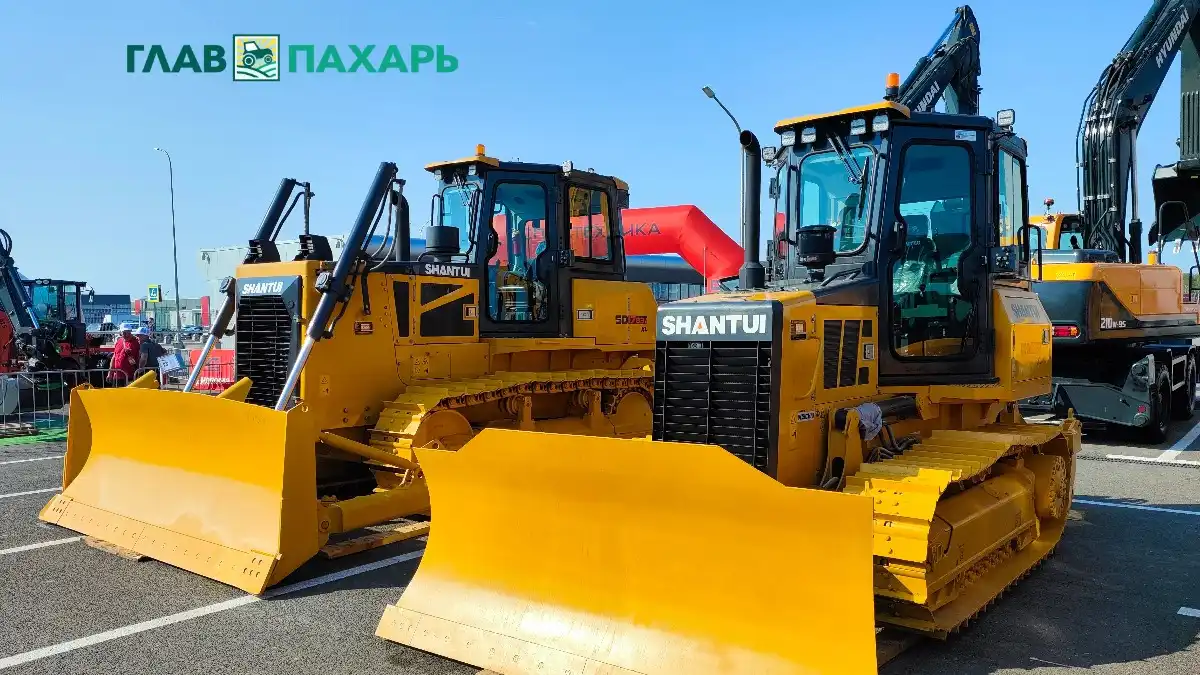 Фото: © Артем Борисов / Glavpahar.ruСпецтехника импортного производства в России (фото иллюстративное)