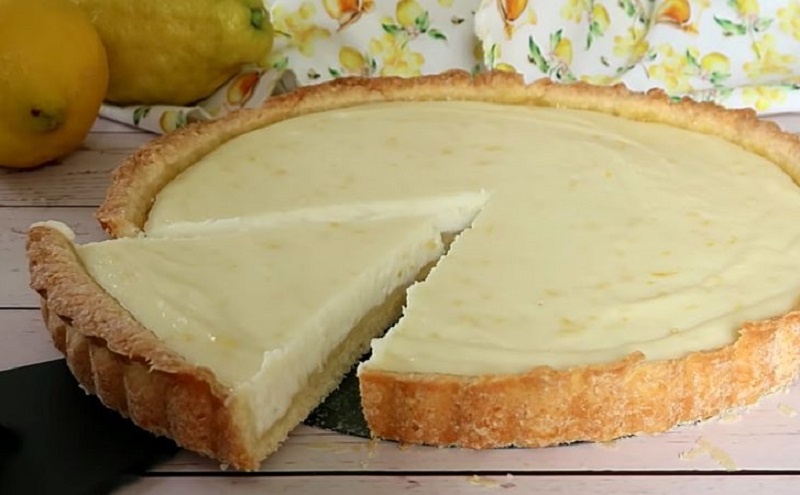 Лимонно-сырный пирог: нежный десерт с ярким вкусом и минимумом калорий