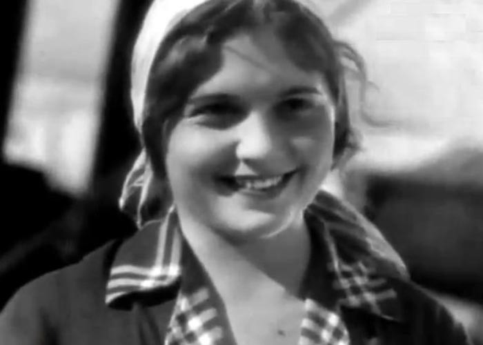 Евгения Мельникова в фильме "Изящная жизнь"