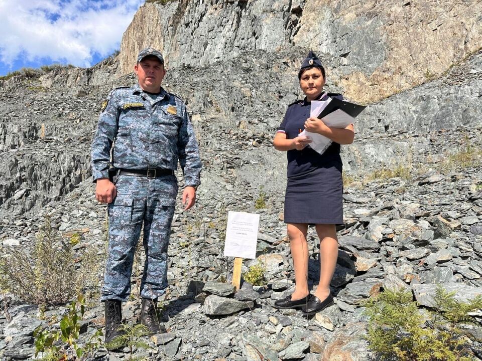    Чарышский скальник. Источник: r22.fssp.gov.ru