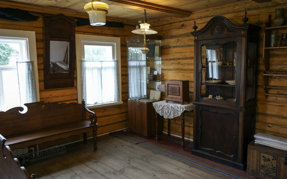 Дом-музей Есениных в Константиново. Фото уютной избы внутри