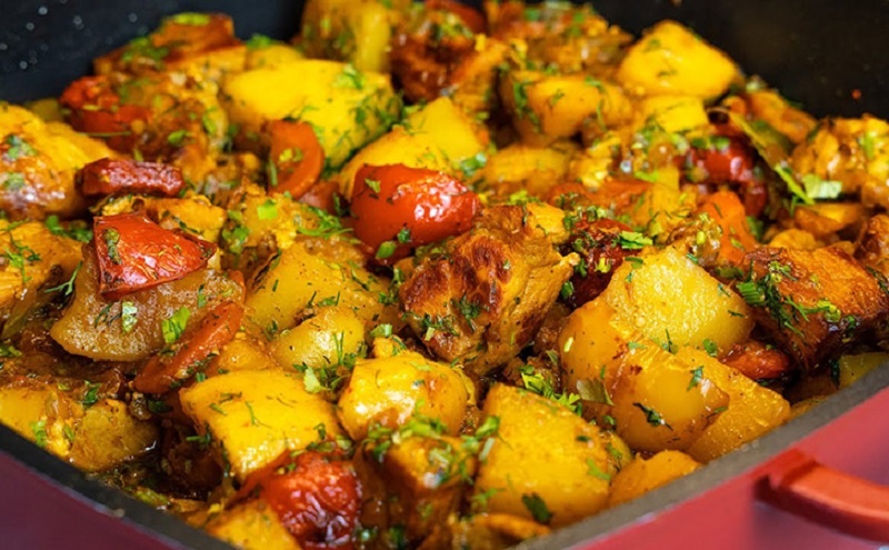 Жаркое по-деревенски: быстрый рецепт для уютных вечеров