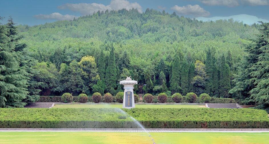 Могильный курган Цинь Шихуанди