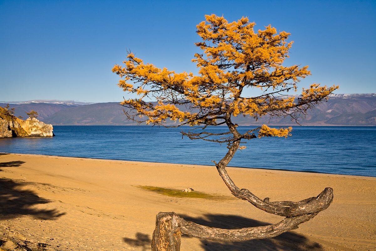 Хужир, пляж