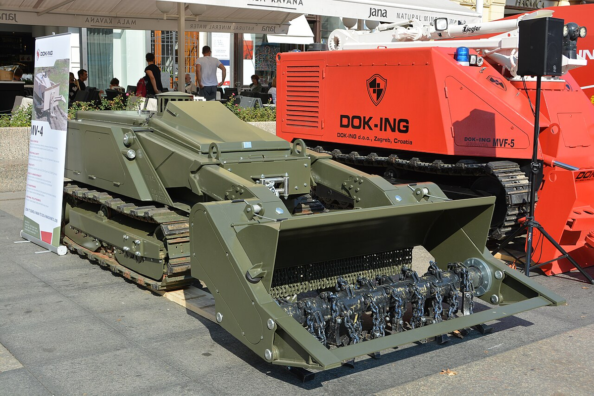 DOK-ING MV-4