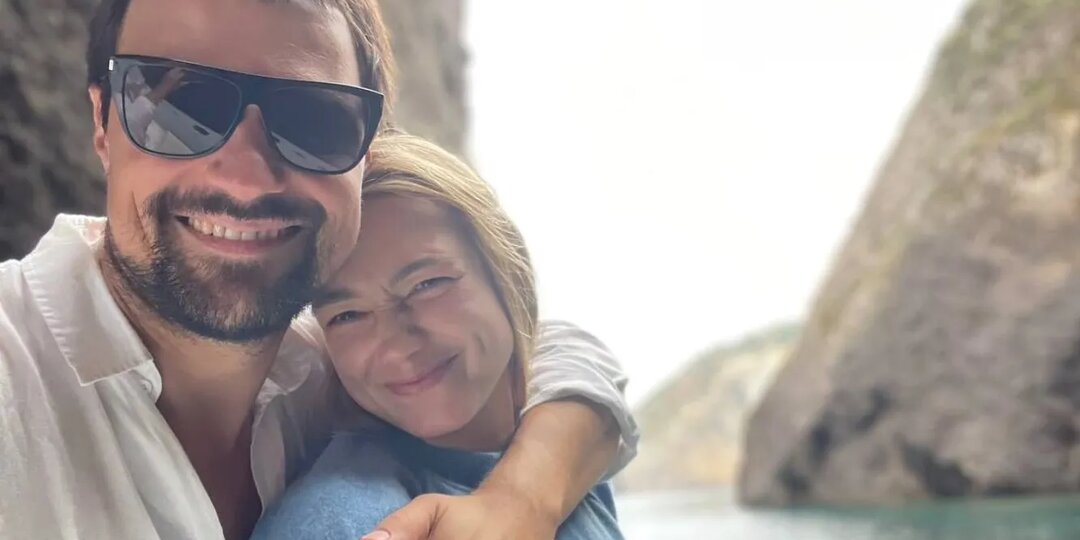 «Я больше не могу врать»: Данила Козловский и Оксана Акиньшина впервые показали романтичное фото с отпуска