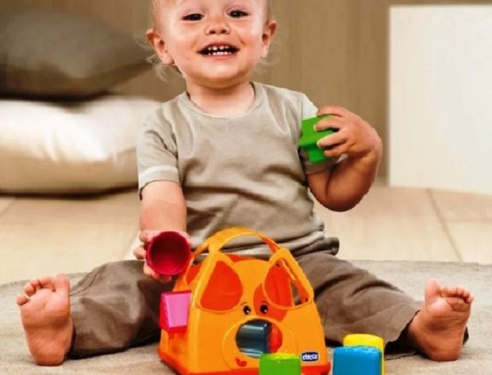 Играем с малышом до года!